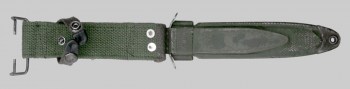 Ножны пластиковые с железным устьем и брезентовым подвесным ремнем модели М8А1.