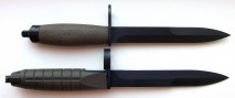 сравнение штык-ножей к винтовкам AG3 первого и второго типа